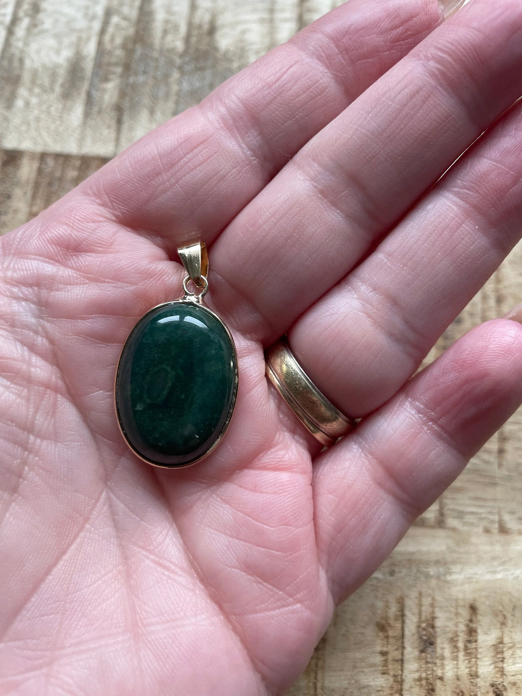 Jade hanger goudkleuring