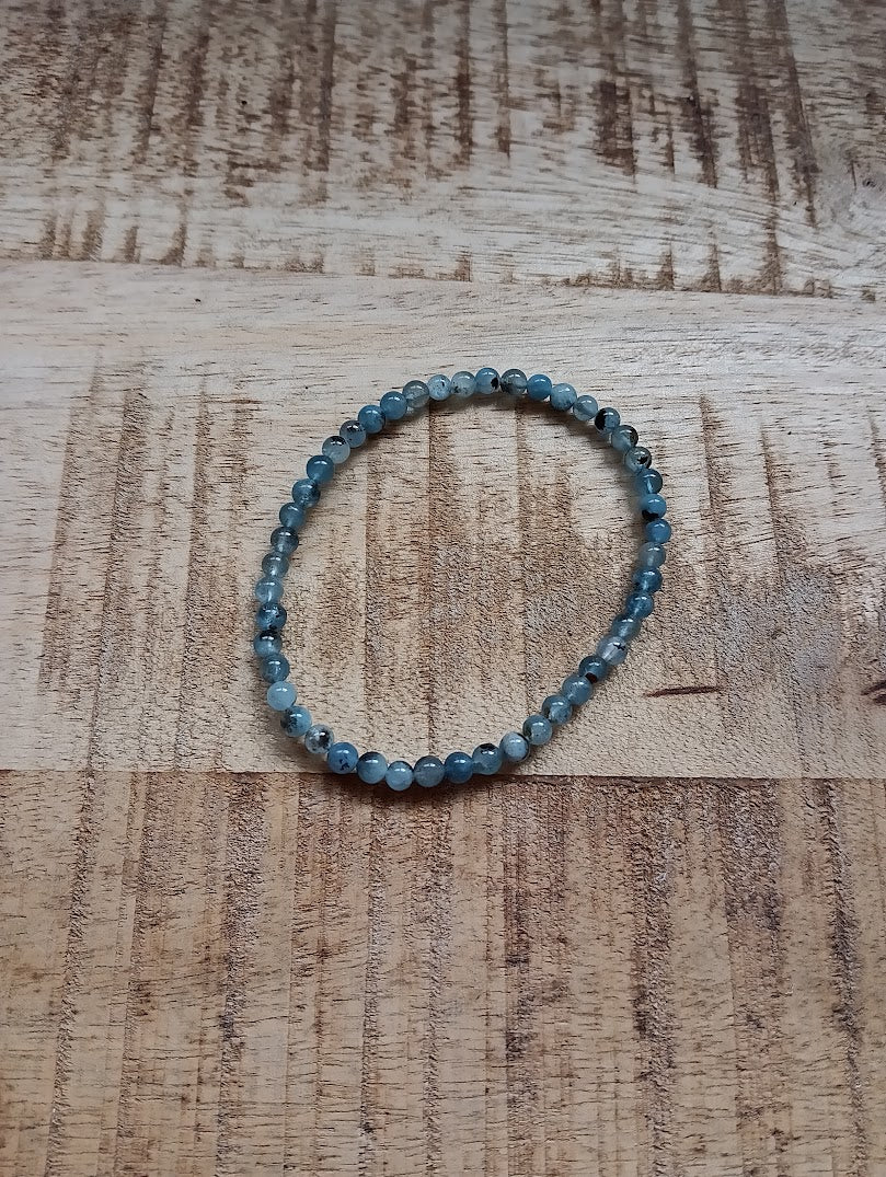 Aquamarijn kogelarmband 4 mm kralen