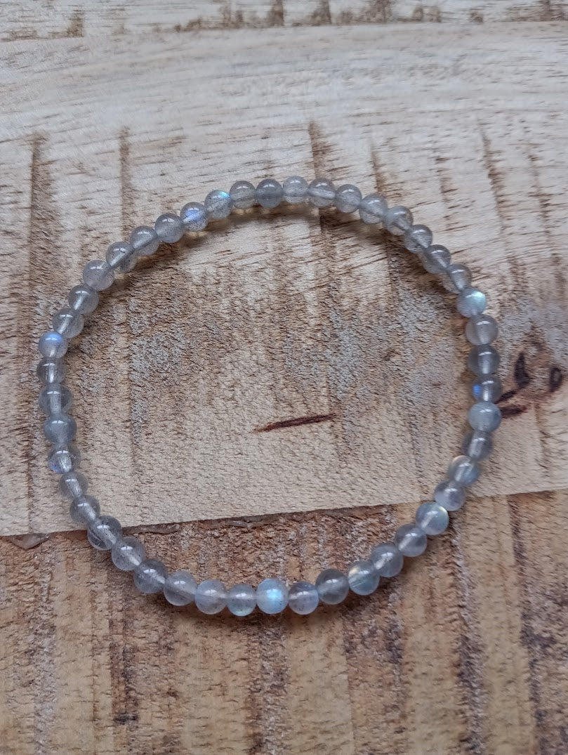Labradoriet AA kogelarmband 4 mm kralen