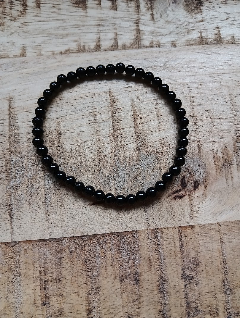 Zwarte toermalijn kogelarmband 4 mm kralen